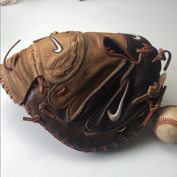 nike catchers glove